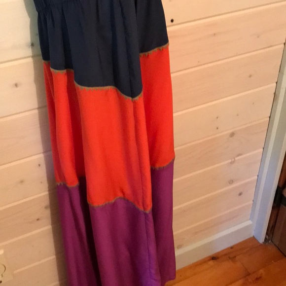 Dress - Picture 3 of 4